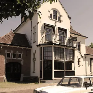 4* Couette-café Het Spoorhuis